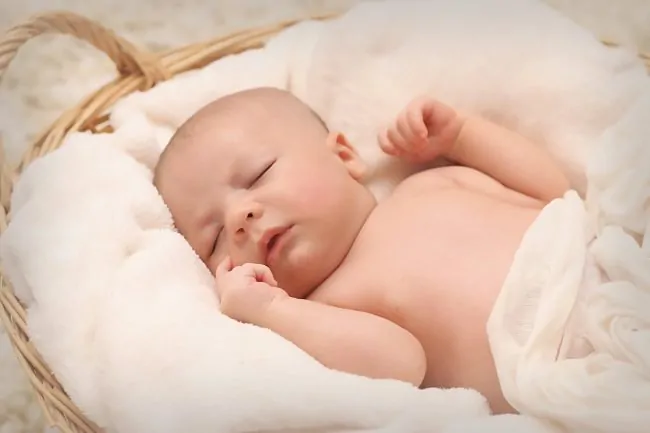 Comment réussir à faire dormir bébé ? Mes podcasts exclusifs avec Wetalk